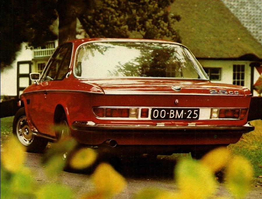 BMW 2.5 CS 1974 года  (фото 1 из 1)
